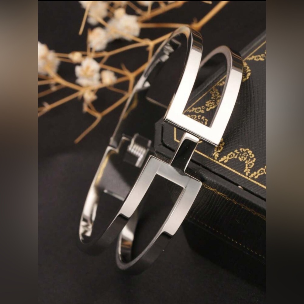 18K silver Plated Geometric Open Bangle Bracelet